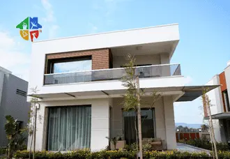 Temizlenmiş villa dış cephesi