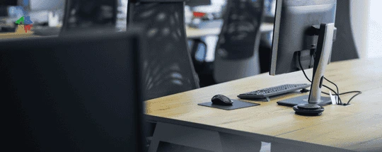 Ofis taşınma temizliği — boş iş yeri